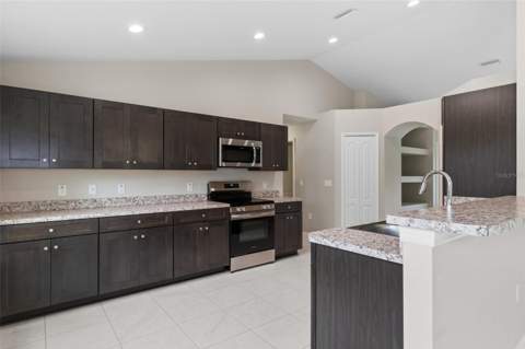 12073 Manassas Avenue, Weeki Wachee FL - photo 15 of 39
