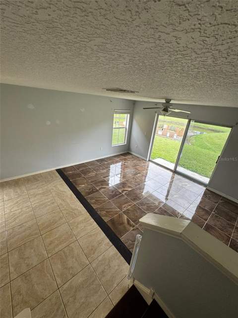 6913 Marble Fawn Place, Riverview FL - photo 8 of 15