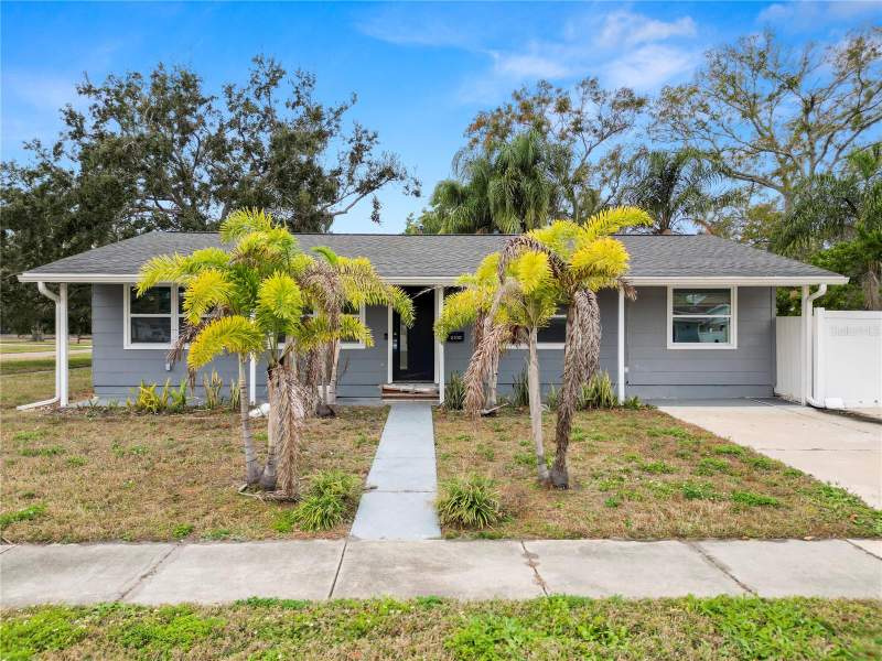 2 bedroom Single Family Residence at 8100 OVERLOOK PLACE, RIO VISTA REP, ST PETERSBURG — photo 1