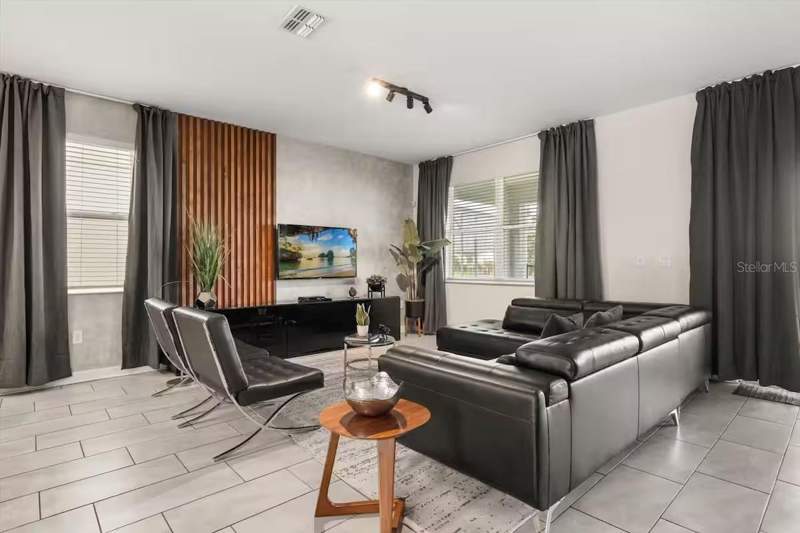 9 bedroom Single Family Residence at 8882 CABOT CLIFFS DRIVE, STONEYBROOK SOUTH NORTH PRCL PH 2, DAVENPORT — photo 4