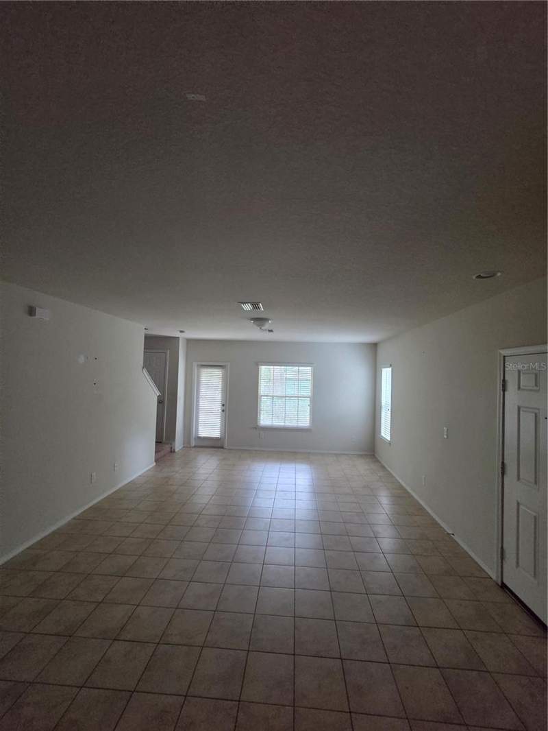 2 bedroom Townhouse at 4816 Chatterton Way, Magnolia Park Northeast E, Riverview — photo 5