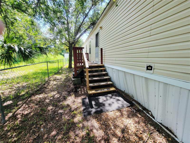 2 bedroom Manufactured Home at 5504 Wilson Drive, Wilson Maze, Punta Gorda — photo 1