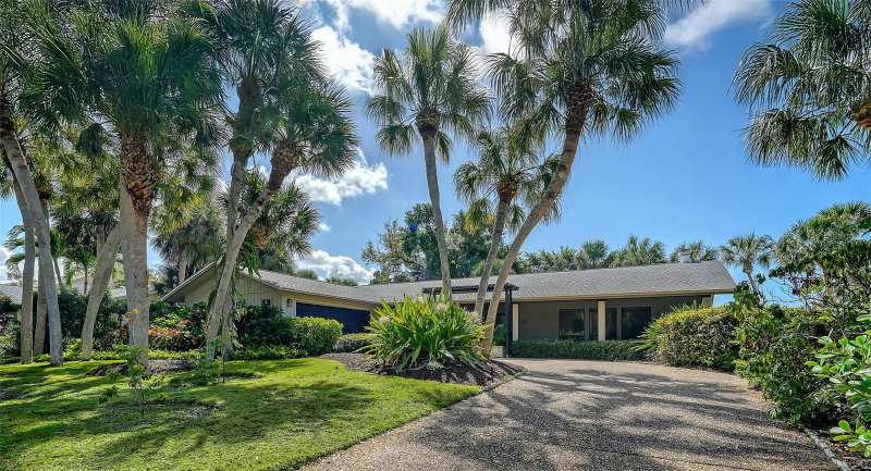 3 bedroom Single Family Residence at 5345 Siesta Court, Siesta Cove Sub, Sarasota — photo 1