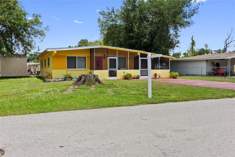 3 bedroom Single Family Residence at 3741 Bell Street, Hillcrest, Fort Myers — photo 2