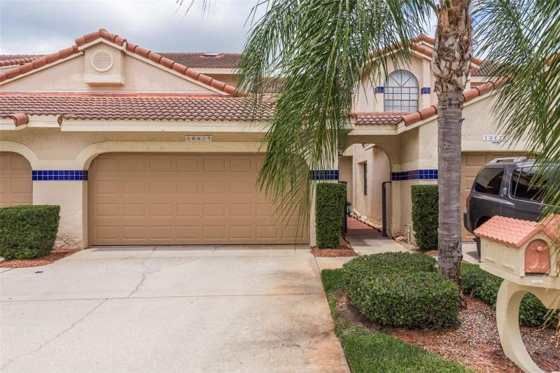 3 bedroom Townhouse at 10429 La Mirage Court, San Marino Bay Condo 4, Tampa — photo 3