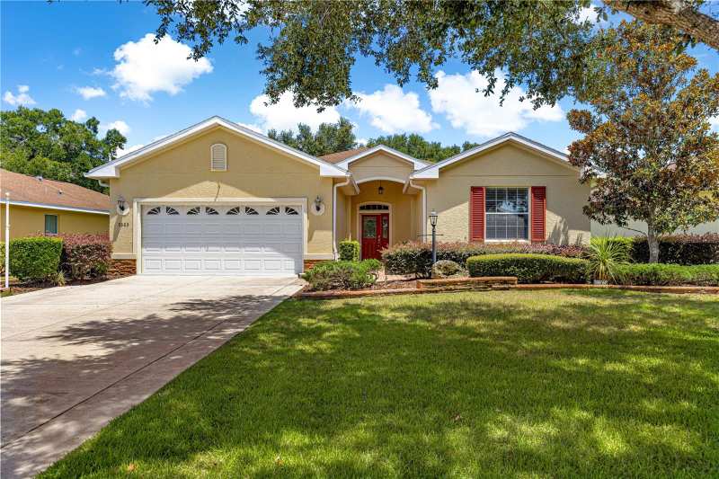 3 bedroom Single Family Residence at 9365 SW 94th Loop, On Top/World, Ocala — photo 1