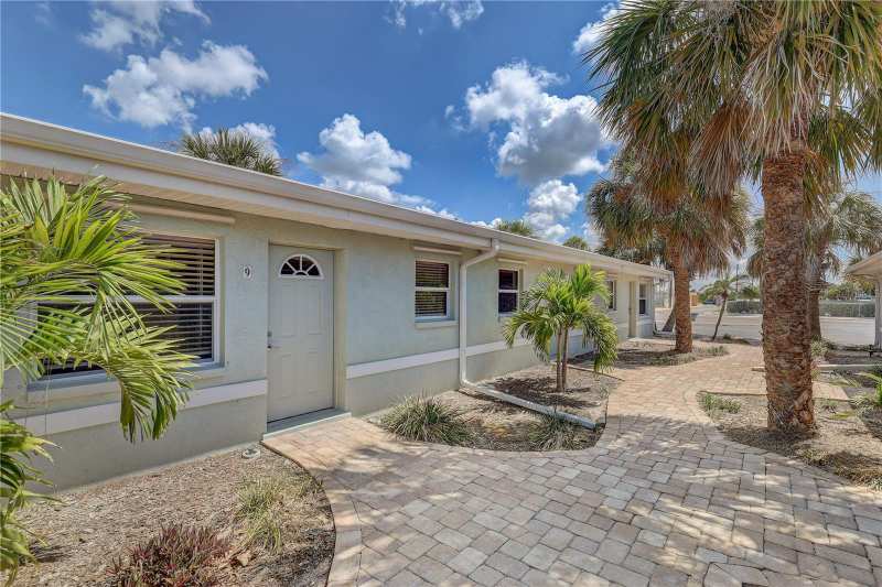 1 bedroom Condominium at 9030 Blind Pass Road #C9, Blind Pass Villas Condo, St Petersburg — photo 1