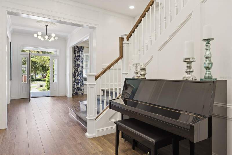 4 bedroom Single Family Residence at 811 Civitas Way, Oakland Park Un # 2A, Winter Garden — photo 4