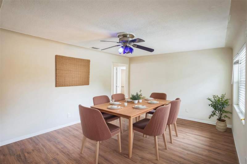 4 bedroom Single Family Residence at 11357 116th Avenue, Orange Blossom Ridge, Largo — photo 3