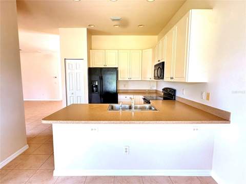 4950 Sandy Brook Circle, Wimauma FL - photo 12 of 27