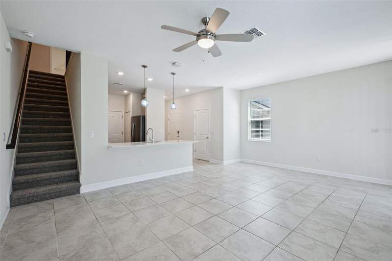 3 bedroom Townhouse at 12432 Turtle Grass Drive, Sawgrass Plantation Phase 1D-3, Orlando — photo 5