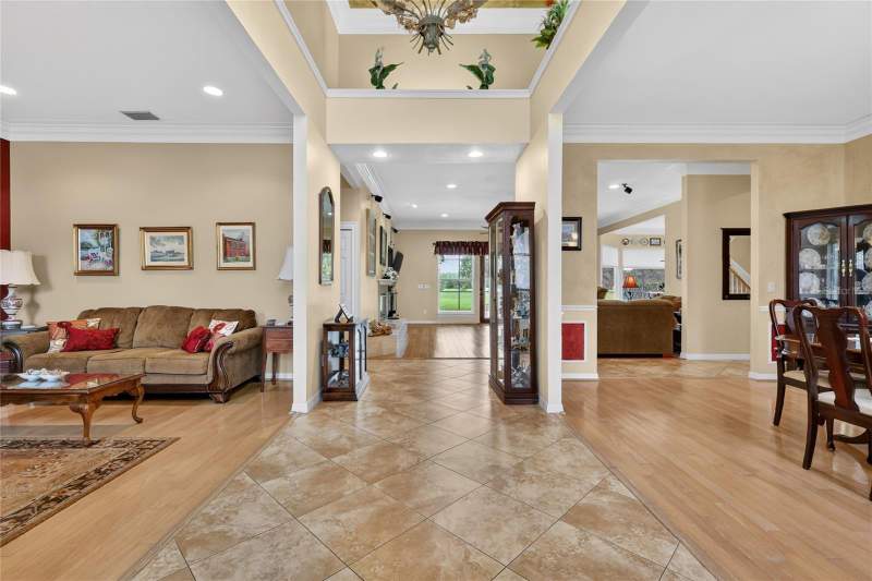 5 bedroom Single Family Residence at 1920 Edgewater Drive, Country Club Mount Dor, Mount Dora — photo 4
