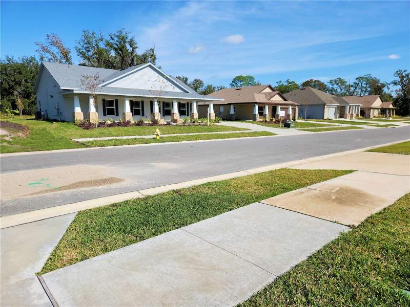 3 bedroom Single Family Residence at 416 Shannon Estates Court, Shannon Estates, Plant City — photo 2