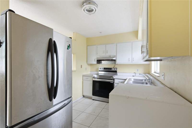 4 bedroom Single Family Residence at 1615 Palm Way, Coral Heights Sub, Largo — photo 4