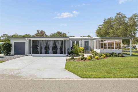 1433 Elkhart Circle, golf community for sale in Tavares