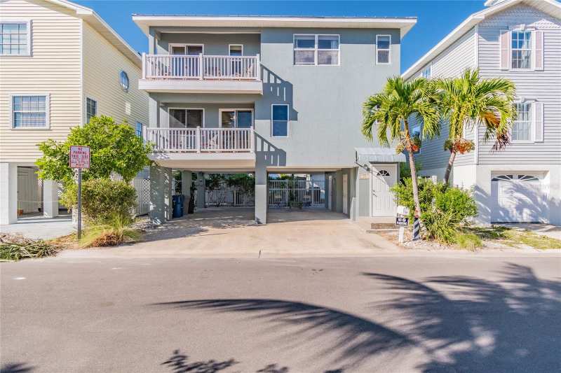 2 bedroom Single Family Residence at 23 80th Avenue, Penguin Cabana Sub, Treasure Island — photo 1