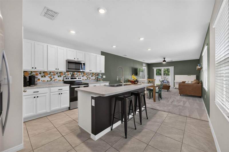 3 bedroom Single Family Residence at 2291 Delhi Place, Riverbend At Cameron Heights Ph 4, Sanford — photo 2