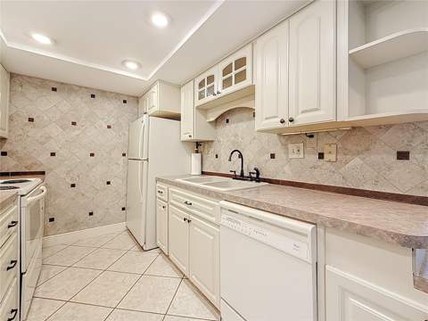 400 64th Avenue #1204, St Pete Beach FL - photo 8 of 46