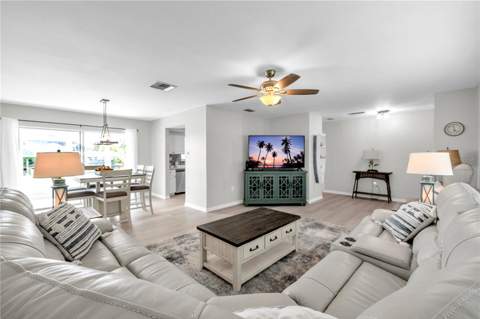 4083 Rock Creek Drive, Port Charlotte FL - photo 15 of 46