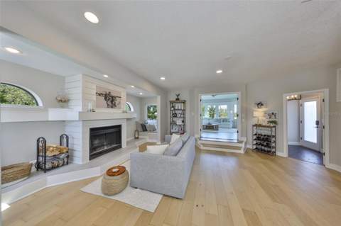 945 Bunker View Drive, Apollo Beach FL - photo 19 of 93