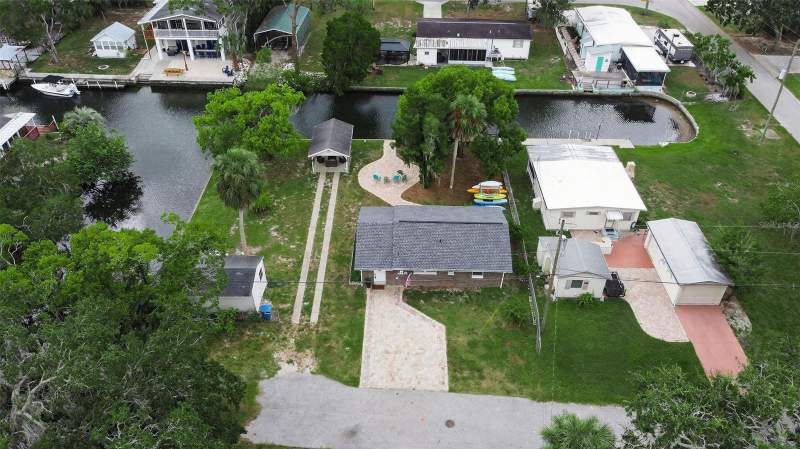3 bedroom Single Family Residence at 5411 Teal Drive, Weeki Wachee Gardens Add, Weeki Wachee — photo 4