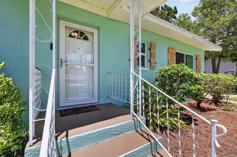 6086 Island Drive, Weeki Wachee FL - photo 16 of 68
