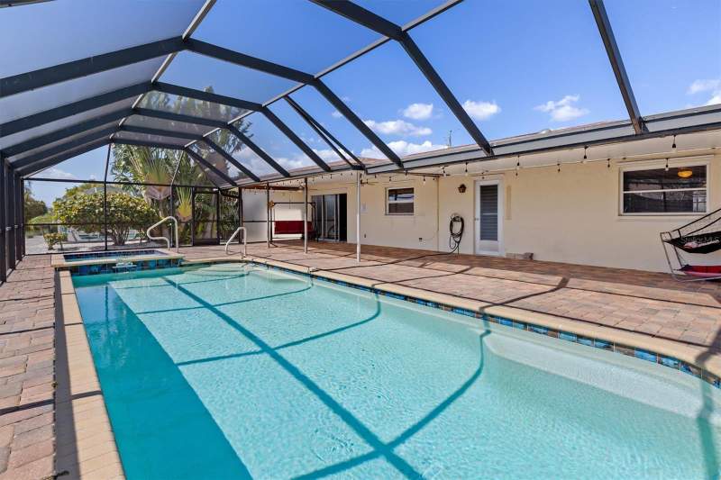 3 bedroom Single Family Residence at 109 Peckham Street, Port Charlotte Sec 039, Port Charlotte — photo 2