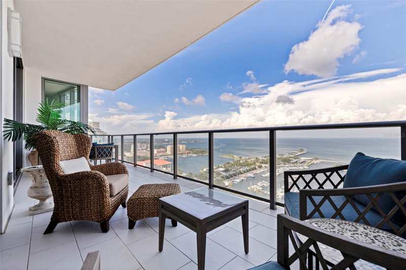 2 bedroom Condominium at 100 1st Avenue #2902, One St. Petersburg, St Petersburg — photo 1