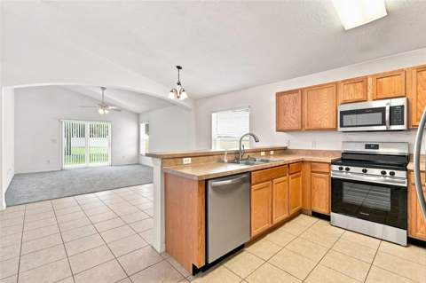 1174 Beech Grove Way, Orlando FL - photo 6 of 34