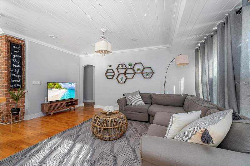 3 bedroom Single Family Residence at 2007 Cornell Avenue, Stansbury Estates, Winter Park — photo 3