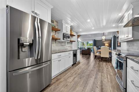 3404 E Maritana Drive, St Pete Beach FL - photo 19 of 62