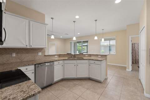 13589 Hunters Point Street, Spring Hill FL - photo 17 of 44