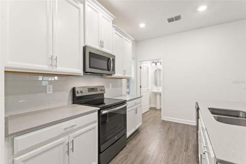 8801 Beth Page Lane, Davenport FL - photo 13 of 73