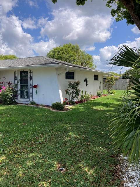 7628 Valley Court, New Port Richey FL - photo 6 of 34