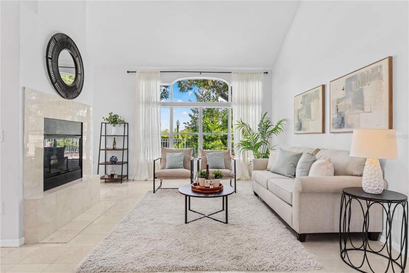3 bedroom Single Family Residence at 130 WIMBLEDON CIRCLE, HEATHROW/ WILLOWBROOK VILLAGE, LAKE MARY — photo 4