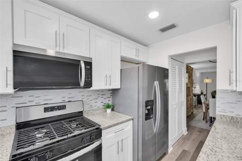 3018 59th Street #111, Gulfport FL - photo 6 of 6