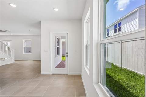 2692 Meadow Crest Drive, St Cloud FL - photo 8 of 31