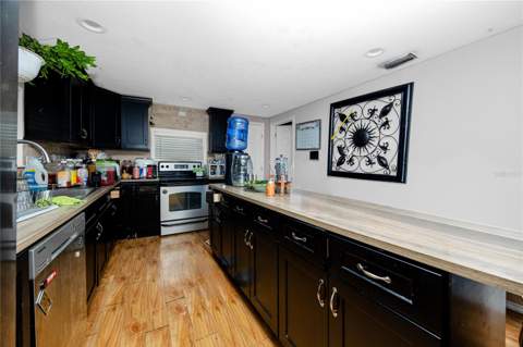 1250 Lakeview Road, Clearwater FL - photo 8 of 42