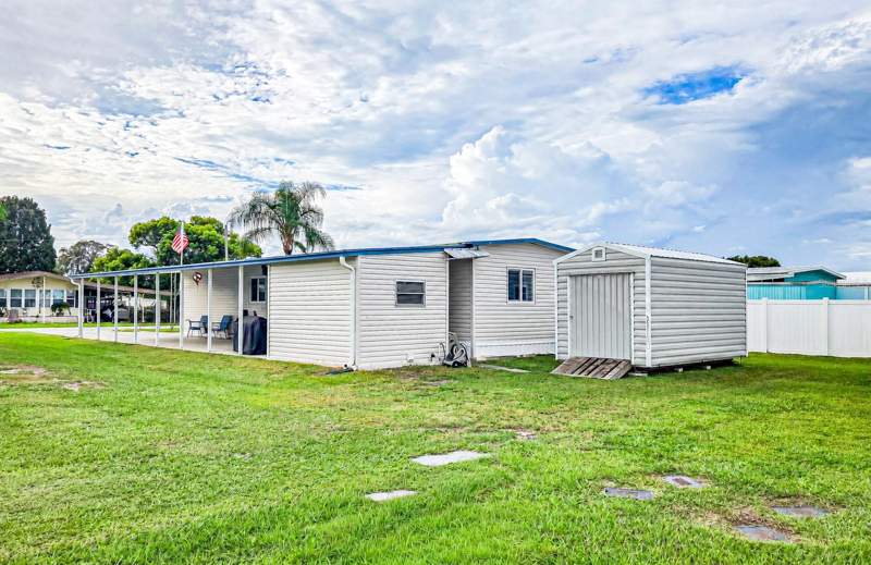 2 bedroom Manufactured Home at 5402 Mohawk Street, Lake Betmar Estates, Zephyrhills — photo 4