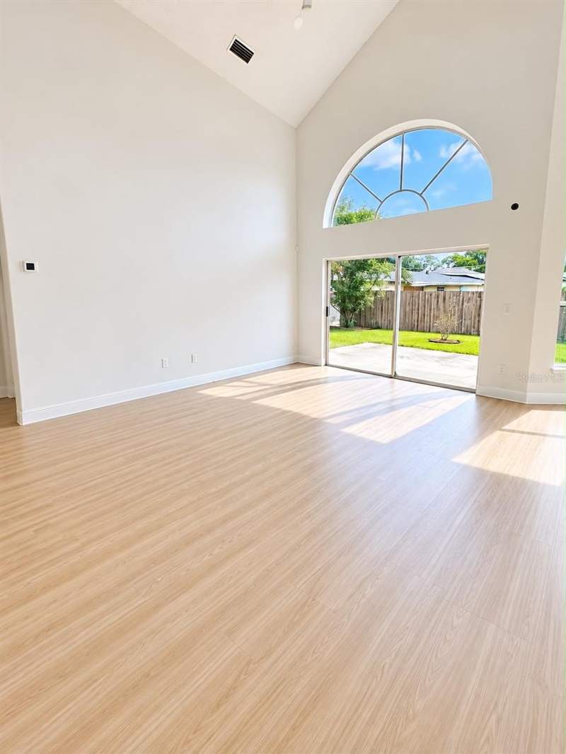 4 bedroom Single Family Residence at 2141 Falkner Road, Winfield, Maitland — photo 2