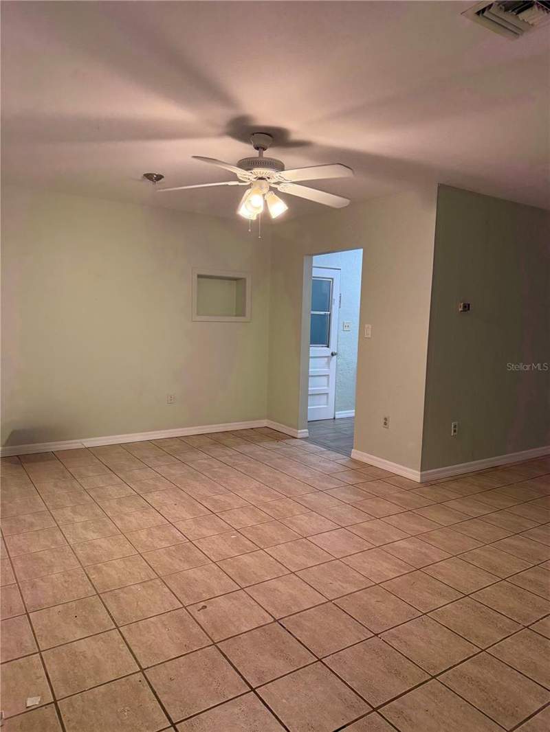 2 bedroom Single Family Residence at 3543 Bali Drive, Ridgewood Estates Add 05 Resub 01, Sarasota — photo 3