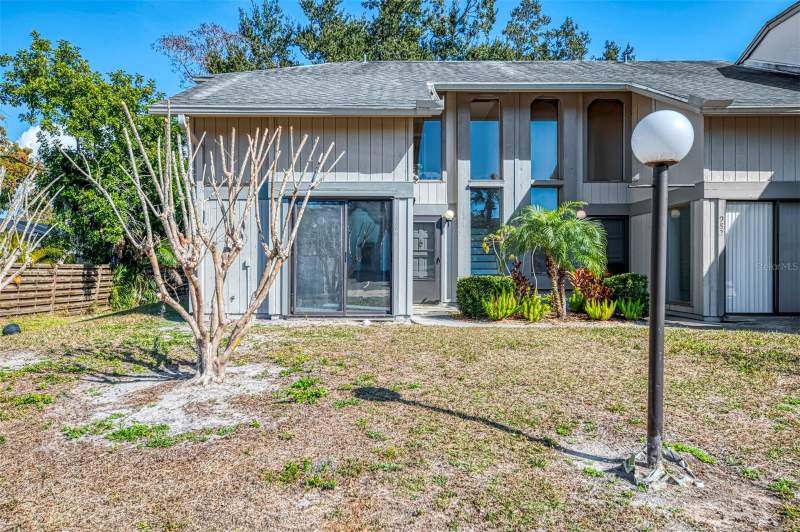 2 bedroom Townhouse at 984 N Beneva Road #T7, Glen The, Sarasota — photo 2
