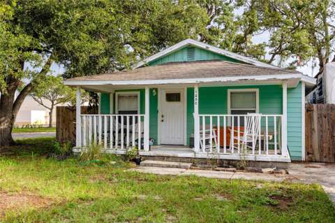 1250 Lakeview Road, home for sale on Lakeview Road