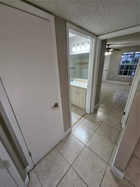 1908 Lake Atriums Circle #15, Orlando FL - photo 19 of 40