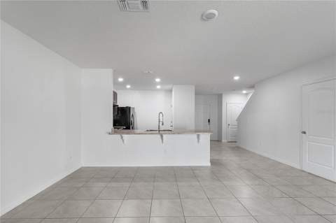 9033 Wildflower Lane, Kissimmee FL - photo 10 of 45