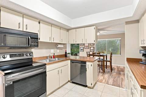511 Mistletoe Court #A, Safety Harbor FL - photo 9 of 34