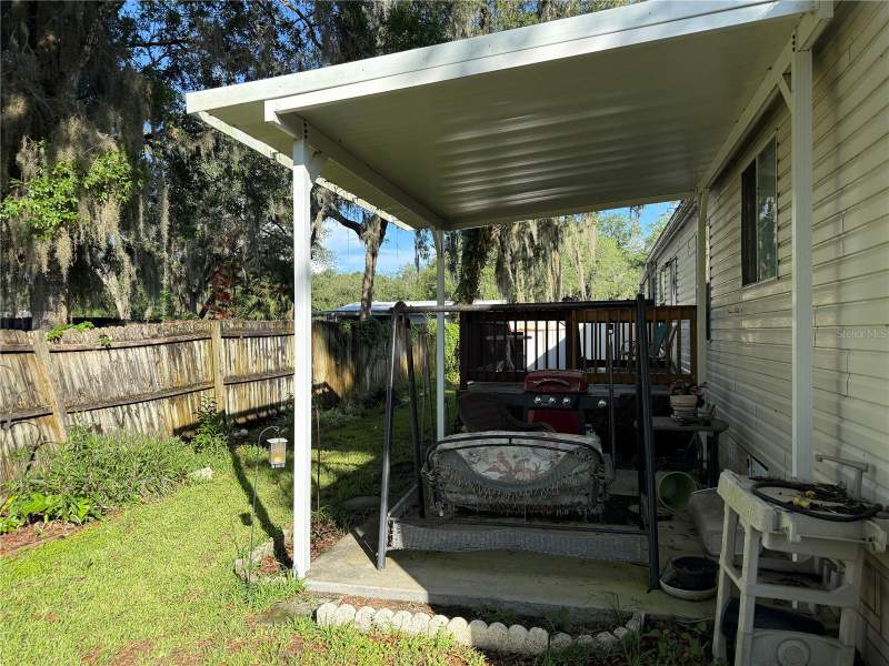 3 bedroom Manufactured Home at 8634 Treasure Island Road, Howell Park, Leesburg — photo 5