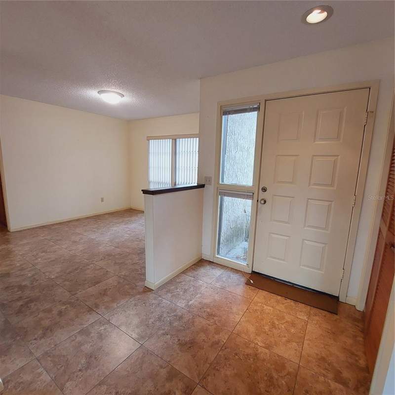 3 bedroom Single Family Residence at 14902 Oldgate Place, Country Aire Ph One, Tampa — photo 5
