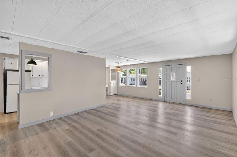 2 bedroom Manufactured Home at 488 MARINA LANE, TAVARES TAVARES, TAVARES — photo 5
