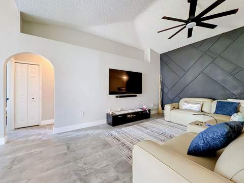 527 Dominish Estates Drive, Apopka FL - photo 6 of 6